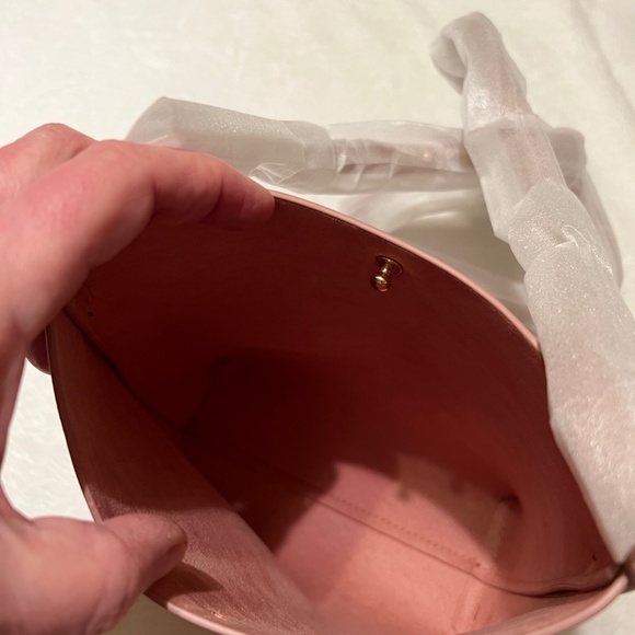 Samara vegan leather small purse - Picture 4 of 4